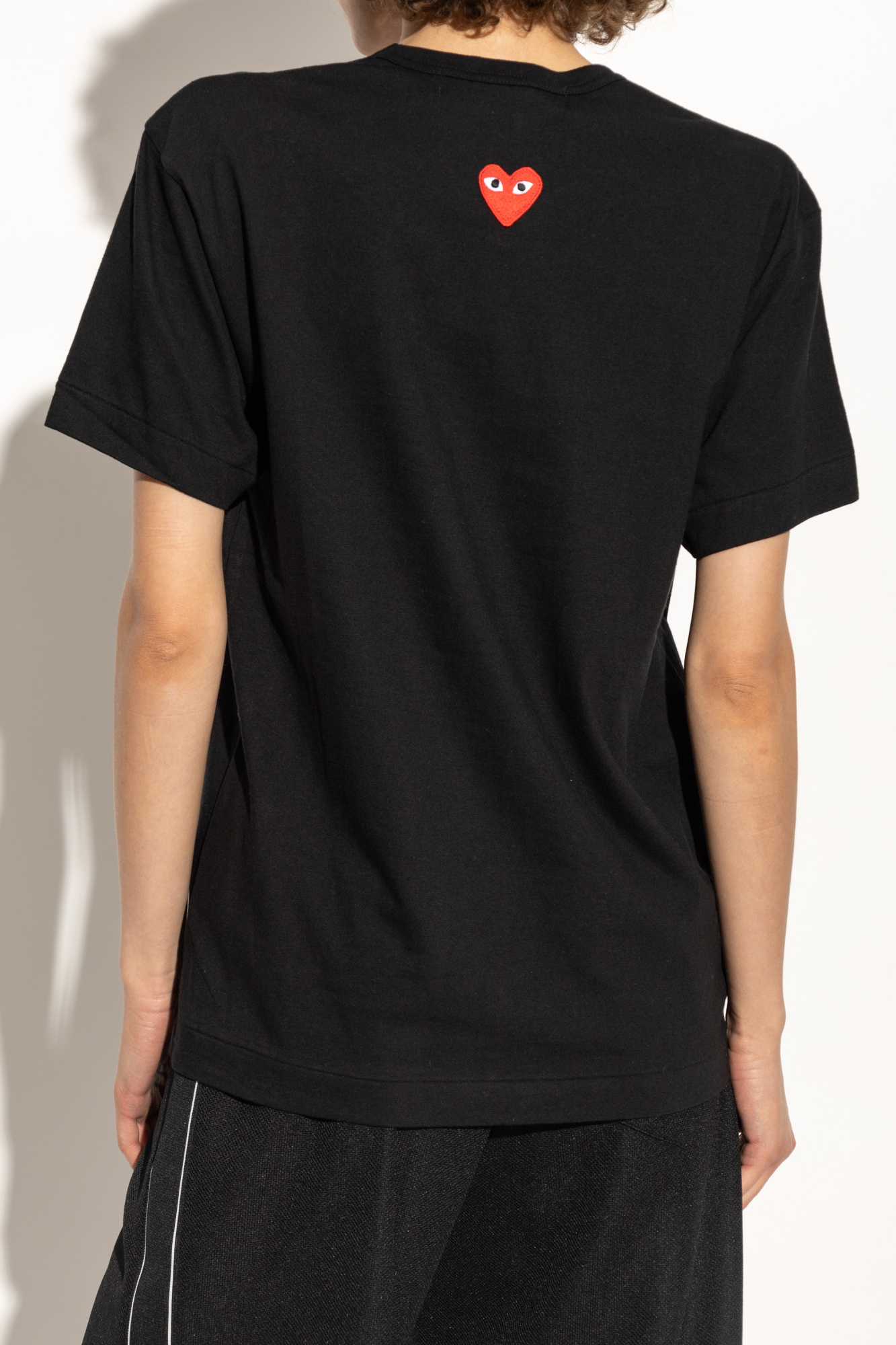 Comme des Garçons Play T-shirt with logo patch | Men's